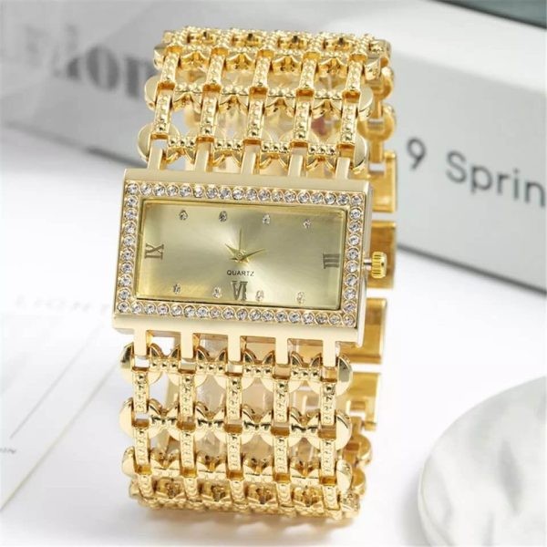 Luxury Chain watch (Gold)