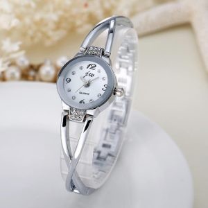 China Fashionable watch (Silver White)