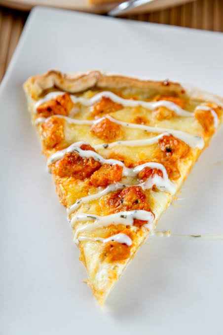 chicken cheese pizza slice