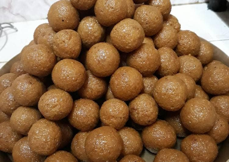 নারিকেলের নাড়ু  Narkel Naru Coconut Laddu 500 Gram